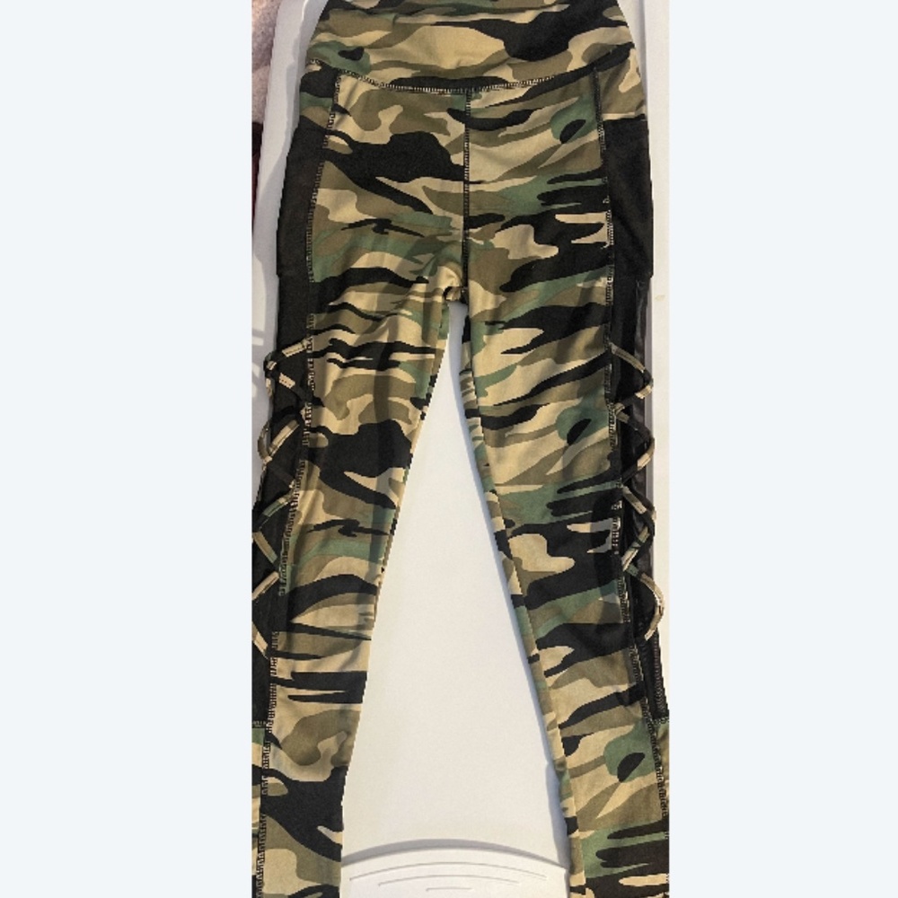 Leggings Camo Ankle Length Medium